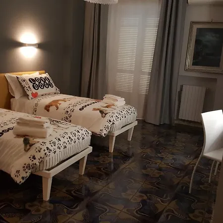 Elvira Bed & Breakfast *